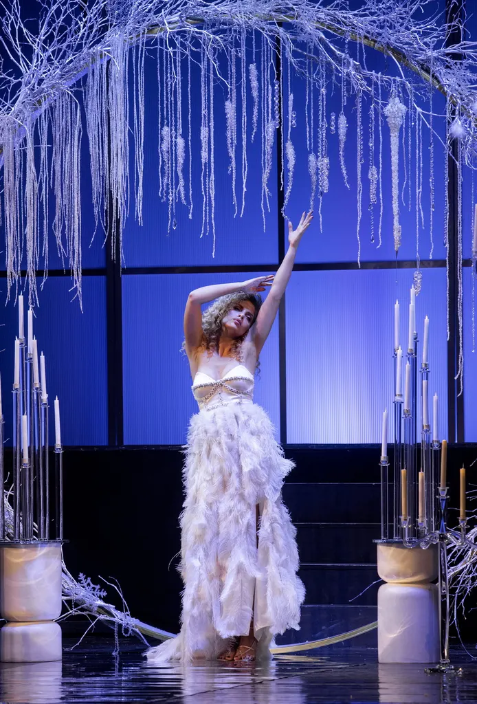 Módna návrhárka Viera Futáková